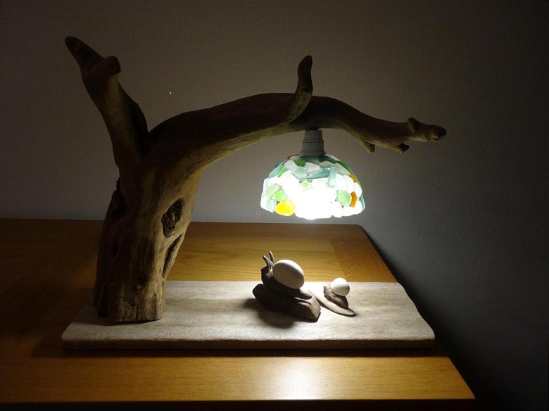J'opte pour le recyclage créatif avec la lampe en bois flotté2