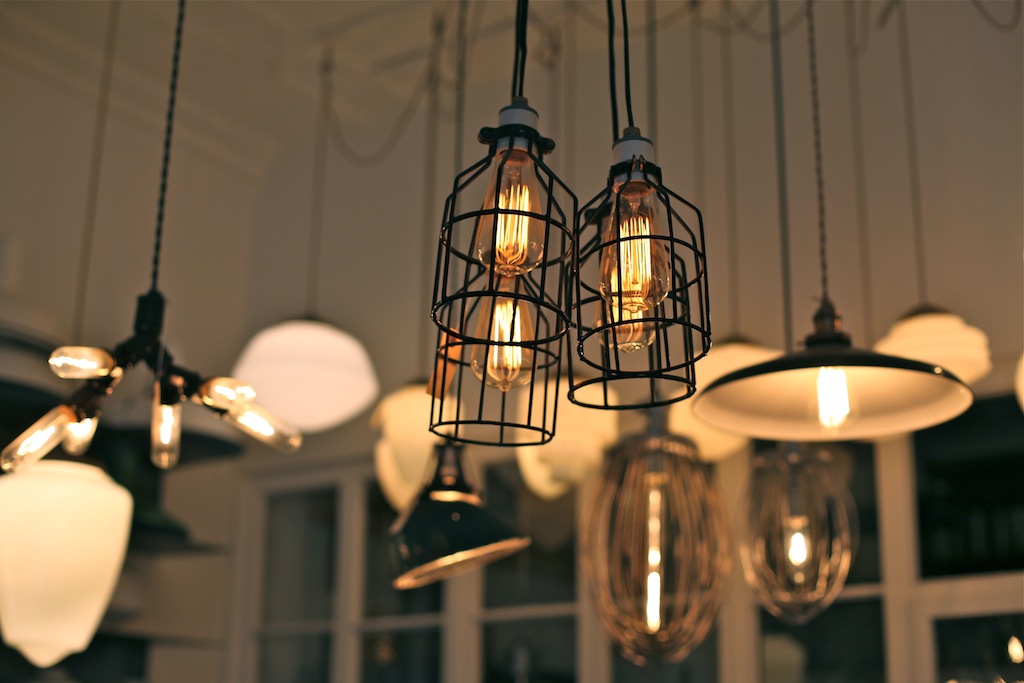 Des luminaires industriels pour un intérieur à la fois design et factory !